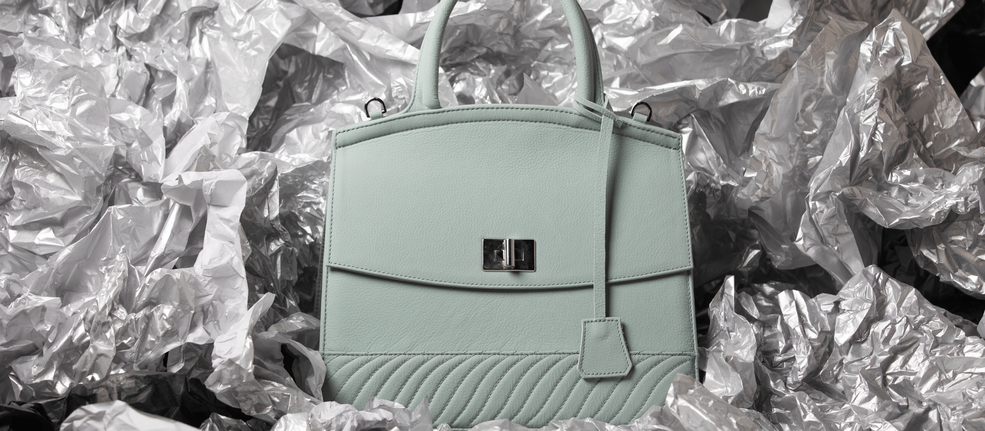 slider image slider_item_JHbt3C